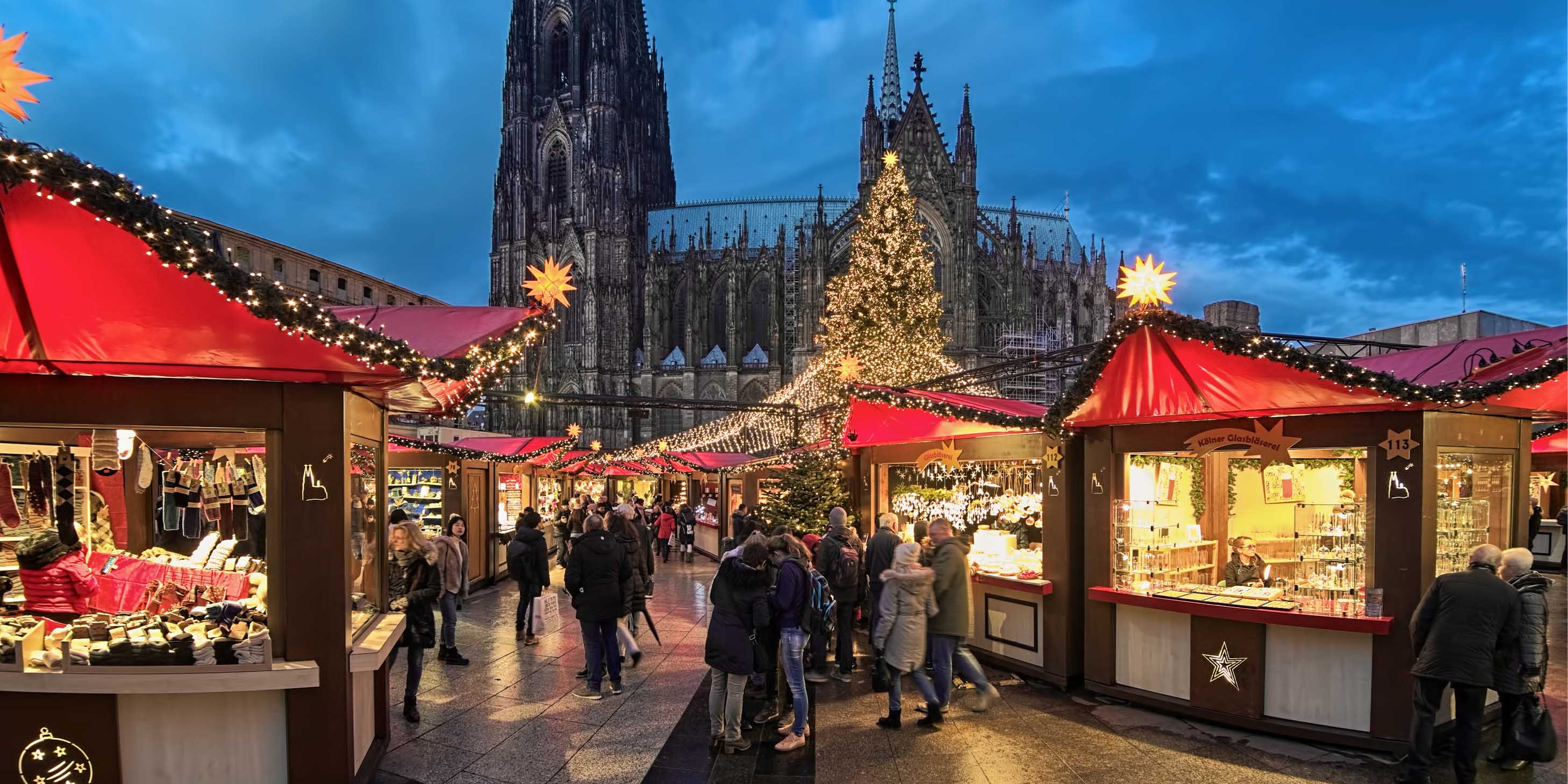  Famous Christmas markets in front of the Cathedral in Cologne, Germany