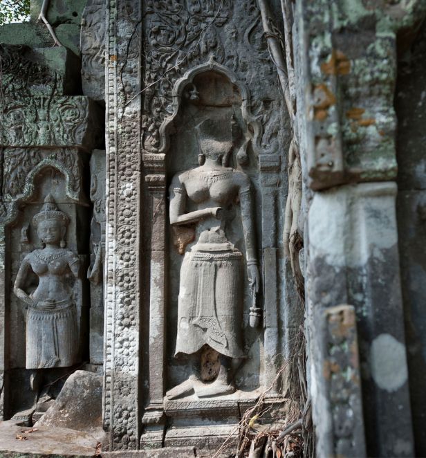 Aspara carvings, at Beng Mealea, Siem Reap