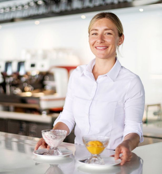 Aqua Pool Cafe, Emerald Azzurra