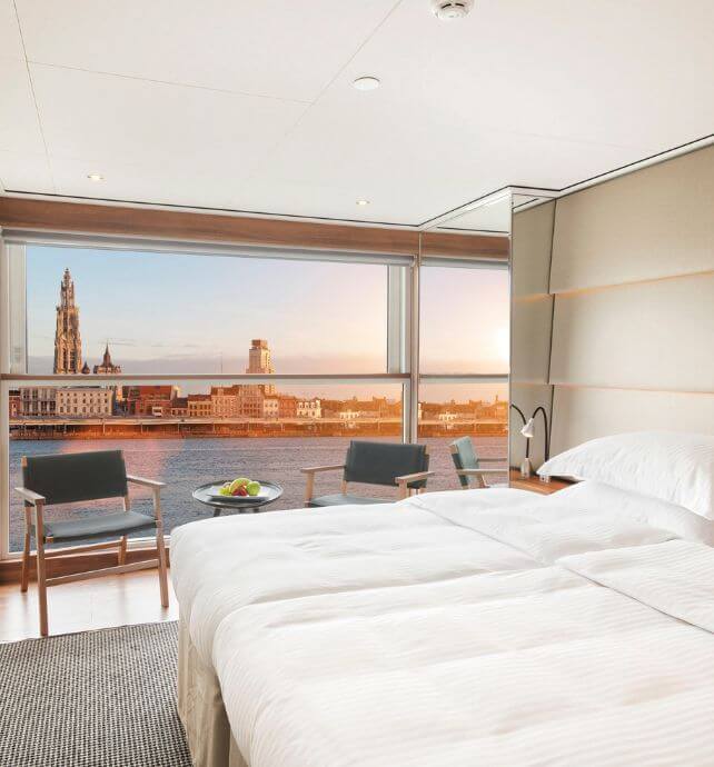 Panorama Balcony Suite with river view